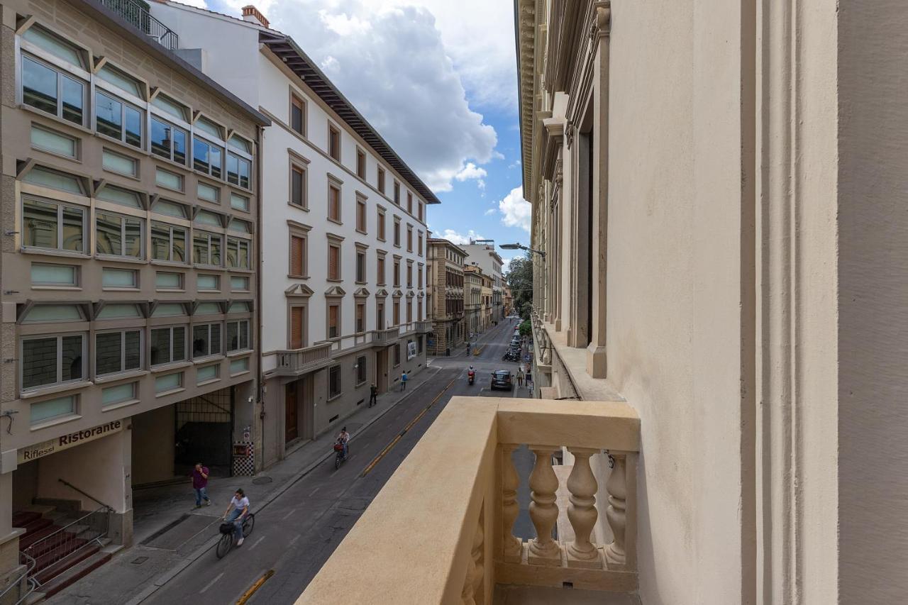 Cavour 83 Prestige House By 360Rentals Florence Exterior photo